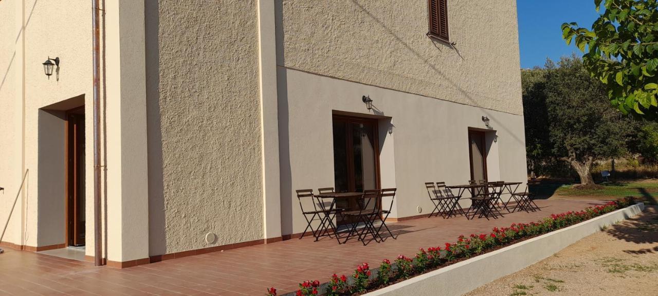 Agriturismo Il Vecchio Olivo Castagneto Carducci Buitenkant foto